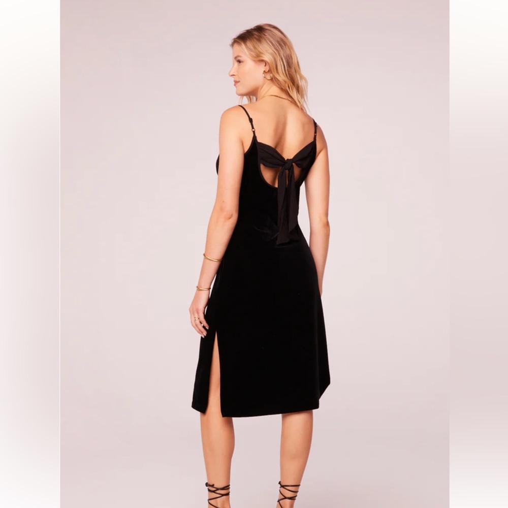 Velvet Tie Back Midi Dress
